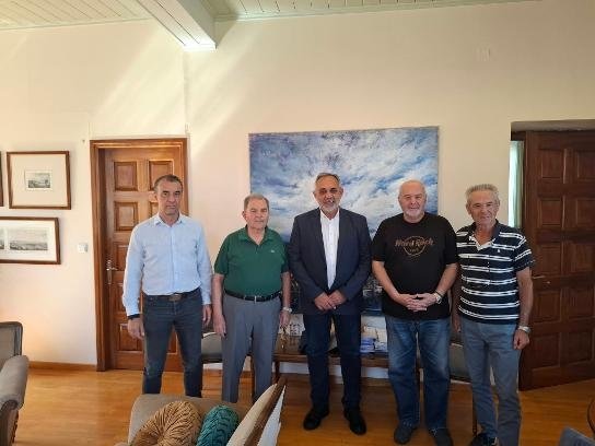 Συνάντηση των Συνδέσμων Αποστράτων Σ.Α.Σ.Α.- Ε.Α.Α.Σ.-Σ.Ε.Α.Ν.-Σ.Α.Λ.Σ. με τον Δήμαρχο Ναυπλιέων